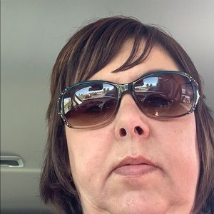 Meet your Posher, Cindy